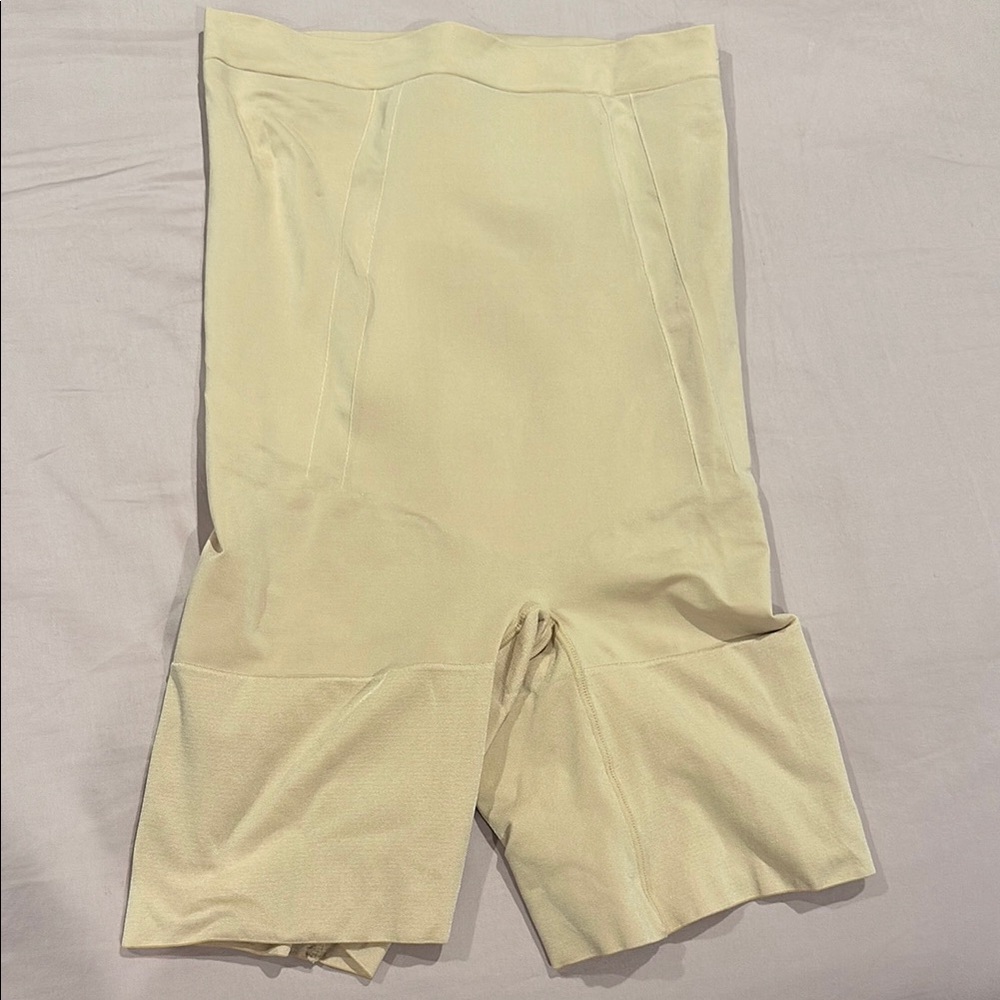 SPANX oncore high-waisted mid thigh short (soft nude color)